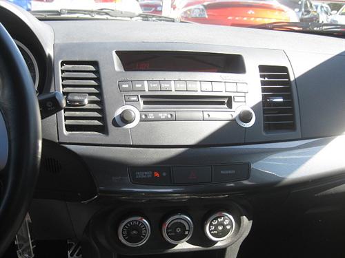 Mitsubishi Lancer Evolution 2008 photo 3