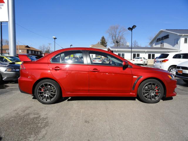 Mitsubishi Lancer Evolution 2008 photo 3