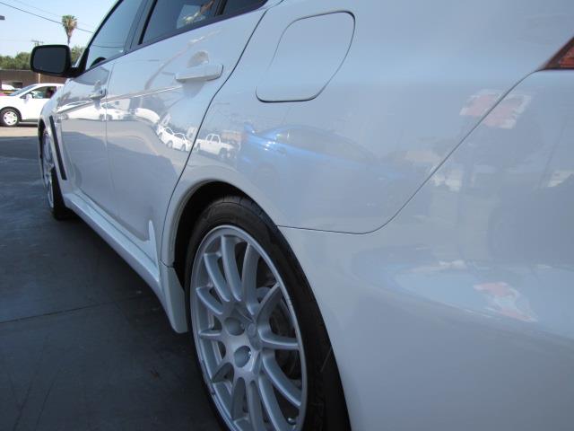 Mitsubishi Lancer Evolution 2008 photo 3