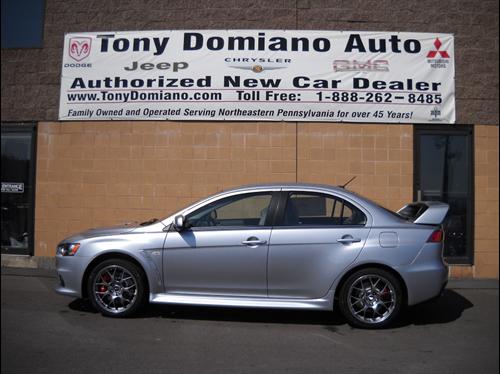 Mitsubishi Lancer Evolution 2010 photo 1