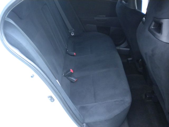 Mitsubishi Lancer Evolution 2010 photo 21