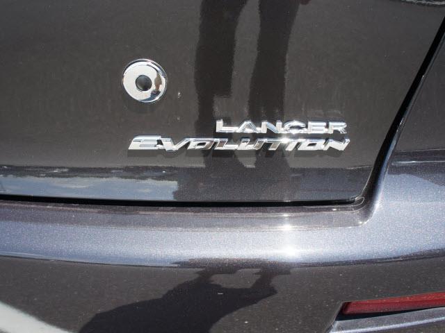 Mitsubishi Lancer Evolution 2011 photo 1