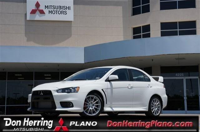 Mitsubishi Lancer Evolution 2014 photo 2