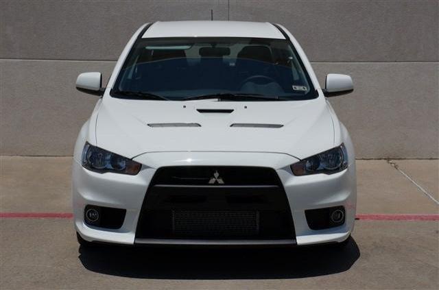 Mitsubishi Lancer Evolution 2014 photo 4