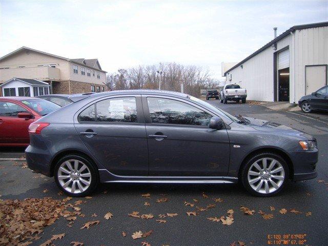 Mitsubishi Lancer Sportback 2010 photo 3