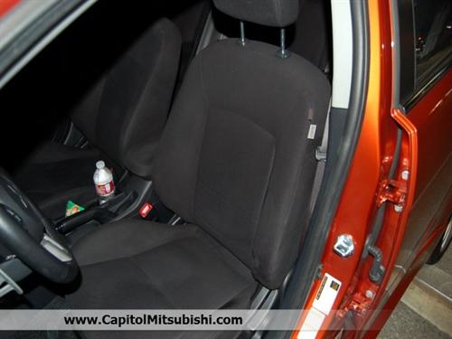 Mitsubishi Lancer Sportback 2010 photo 2