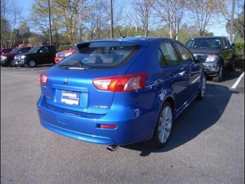 Mitsubishi Lancer Sportback 2010 photo 4