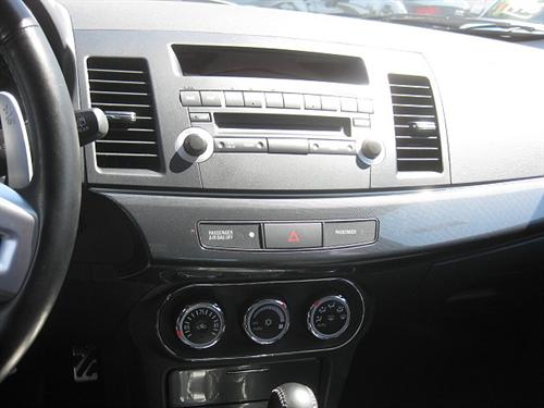 Mitsubishi Lancer Sportback 2010 photo 4