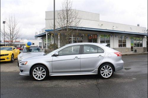 Mitsubishi Lancer Sportback 2010 photo 5