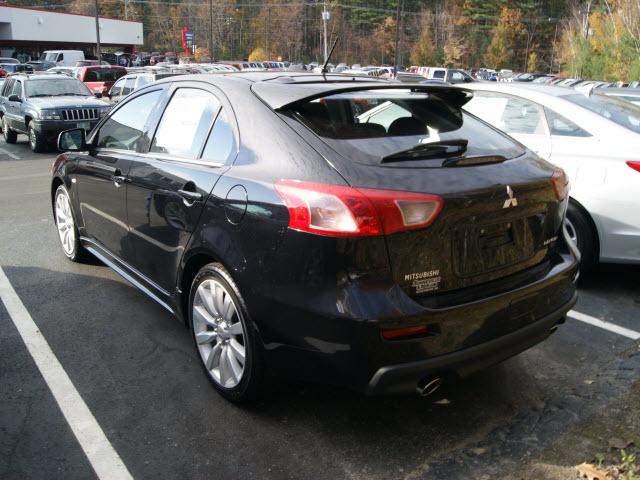 Mitsubishi Lancer Sportback 2010 photo 1