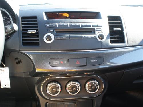 Mitsubishi Lancer Sportback 2010 photo 5