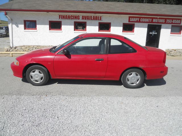 Mitsubishi Mirage 1999 photo 1