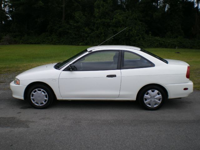 Mitsubishi Mirage 2000 photo 3