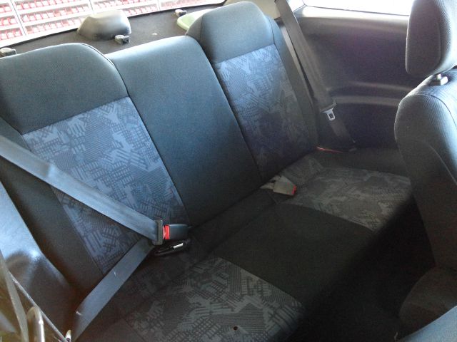 Mitsubishi Mirage 2002 photo 3