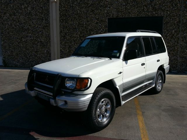 Mitsubishi Montero 1999 photo 4