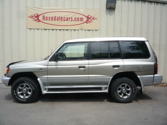 Mitsubishi Montero 1999 photo 4