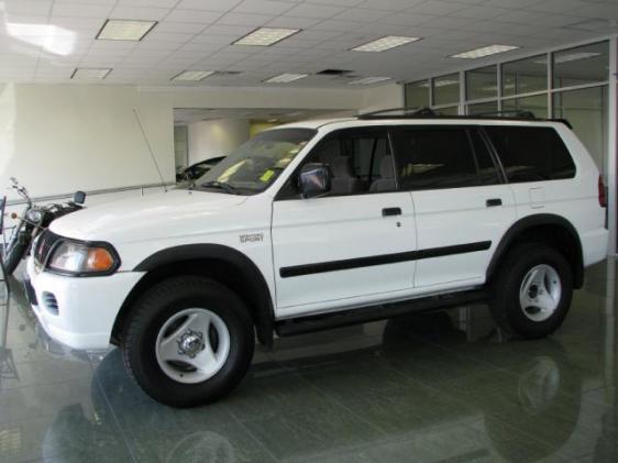 Mitsubishi Montero 2000 photo 1
