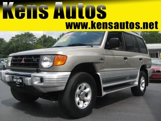 Mitsubishi Montero Ram 3500 Diesel 2-WD Sport Utility