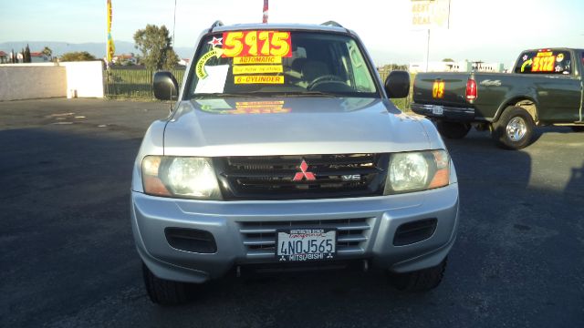 Mitsubishi Montero 2001 photo 1