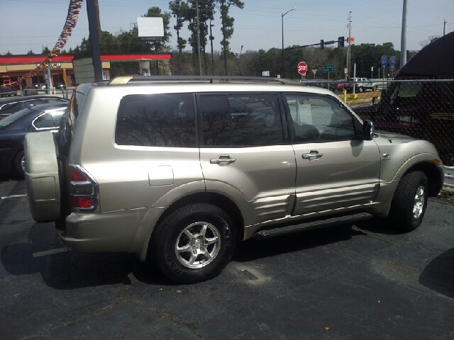 Mitsubishi Montero 2001 photo 1