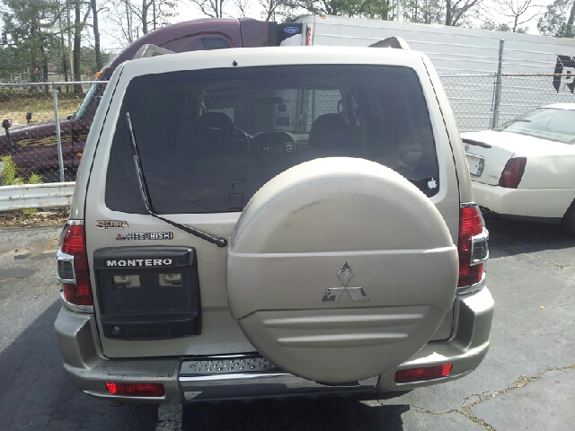 Mitsubishi Montero 2001 photo 3