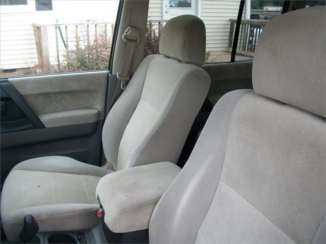 Mitsubishi Montero 2002 photo 3