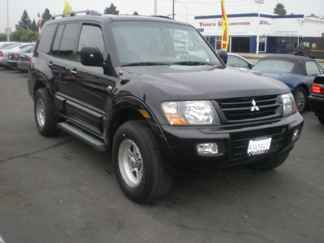 Mitsubishi Montero 2002 photo 2