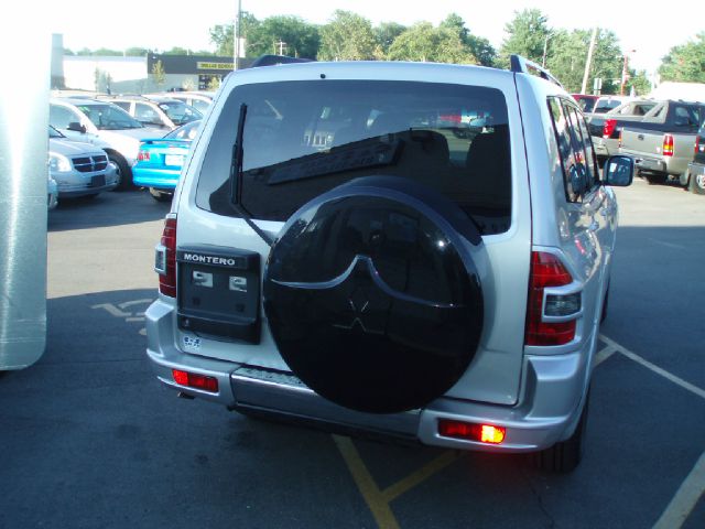 Mitsubishi Montero 2002 photo 4