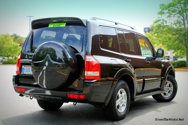Mitsubishi Montero 1999 SUV Luxury SUV