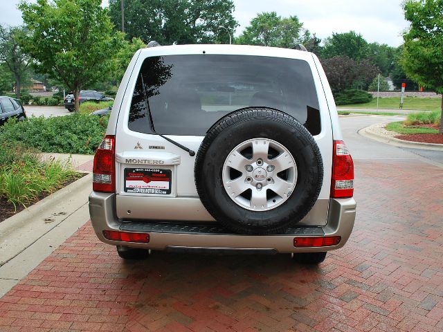 Mitsubishi Montero 2003 photo 3