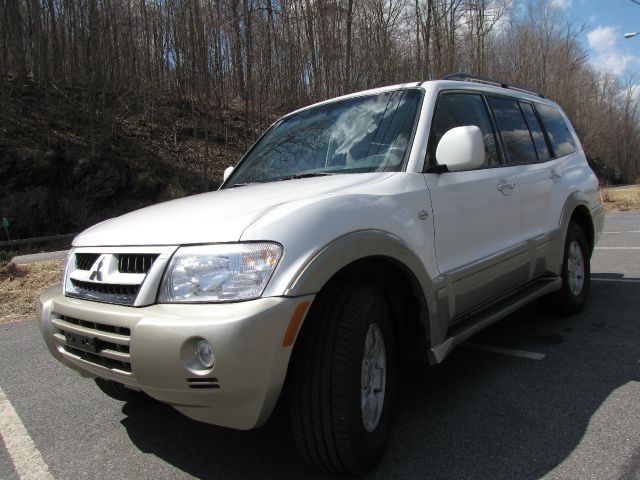 Mitsubishi Montero 2003 photo 4