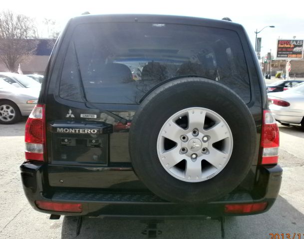 Mitsubishi Montero 2004 photo 3