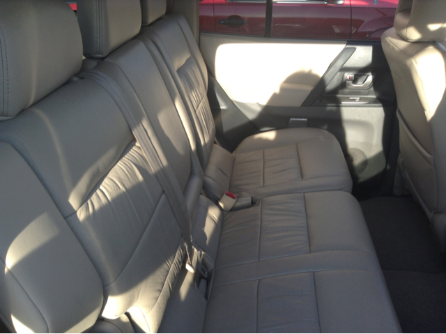 Mitsubishi Montero Super SUV