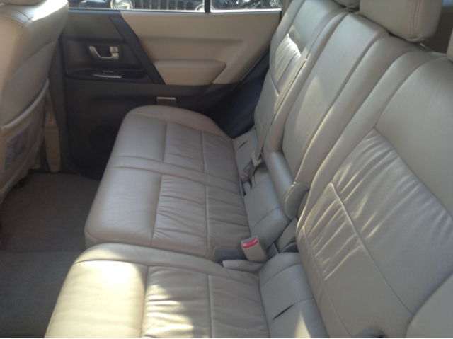 Mitsubishi Montero 2004 photo 23