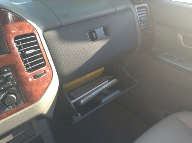 Mitsubishi Montero 2004 photo 27