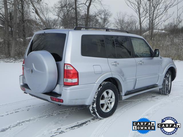 Mitsubishi Montero 2005 photo 2