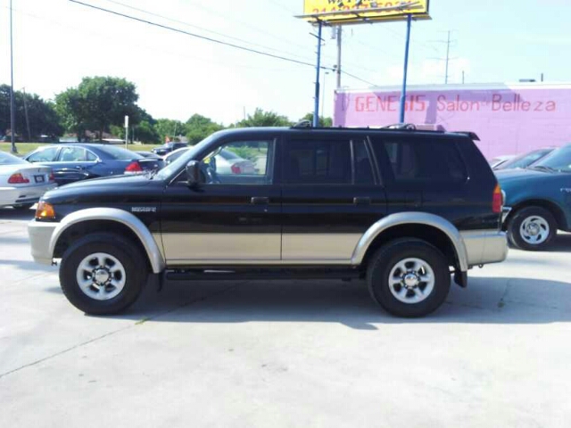 Mitsubishi Montero Sport 1998 photo 1