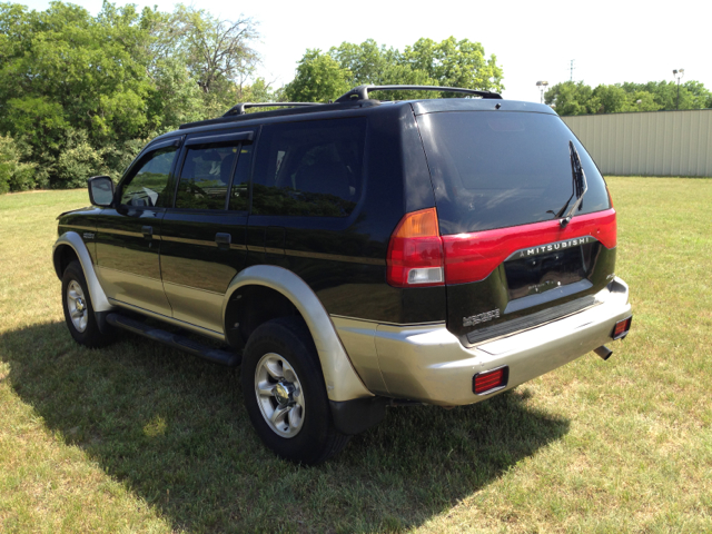 Mitsubishi Montero Sport Reg Cab 159.5 WB C5B SUV