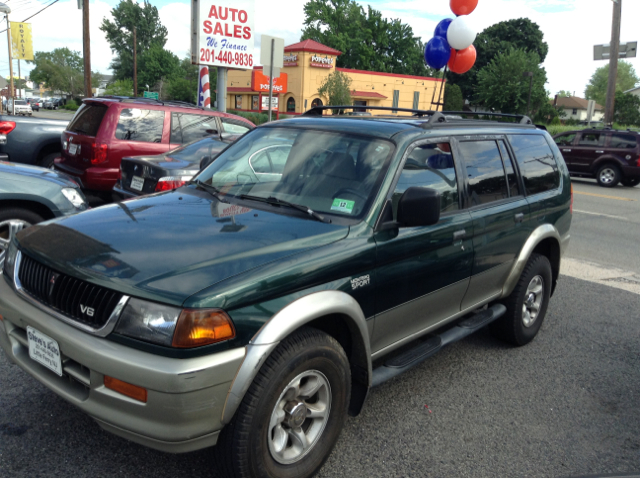 Mitsubishi Montero Sport 1999 photo 3