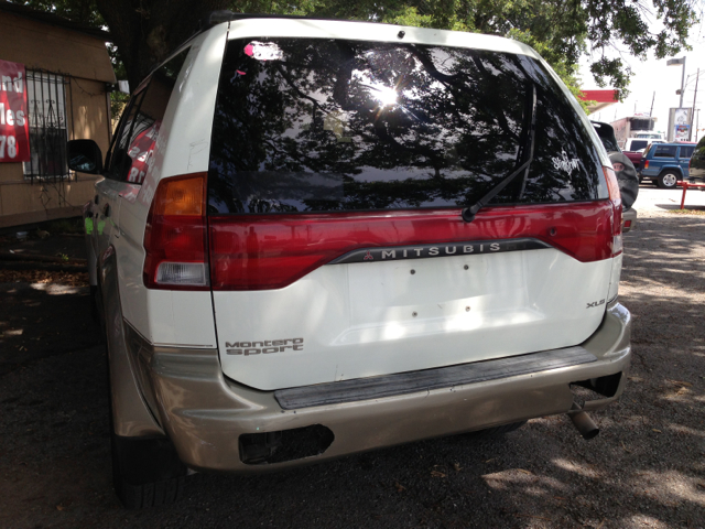 Mitsubishi Montero Sport 1999 photo 0