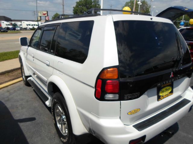 Mitsubishi Montero Sport 2000 photo 1