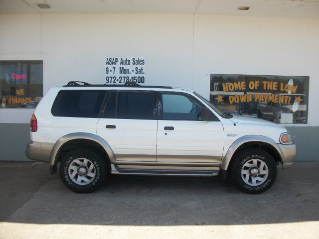 Mitsubishi Montero Sport 2000 photo 3