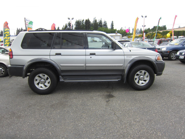 Mitsubishi Montero Sport 2000 photo 4