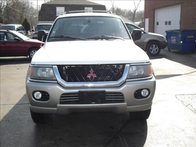 Mitsubishi Montero Sport 2000 photo 1