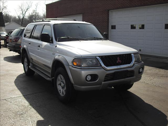 Mitsubishi Montero Sport 2000 photo 2