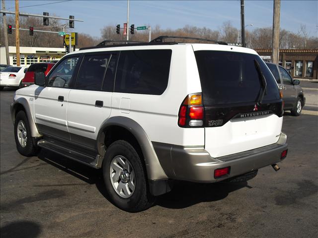 Mitsubishi Montero Sport 2000 photo 4