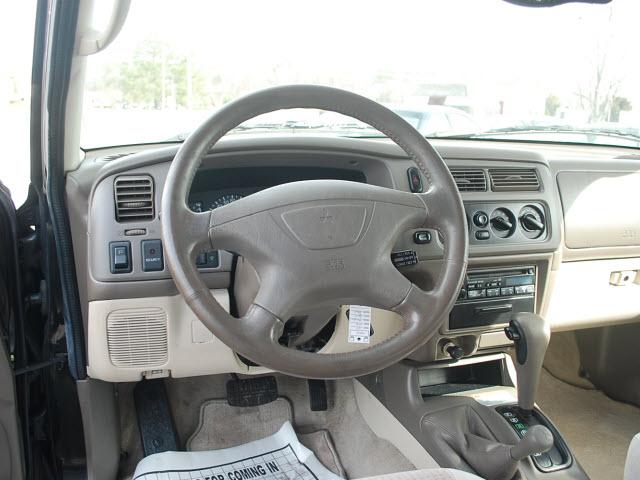 Mitsubishi Montero Sport 2000 photo 5