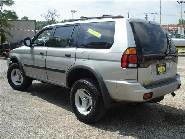 Mitsubishi Montero Sport 2000 photo 3