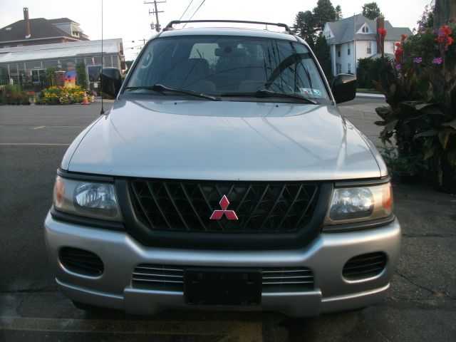 Mitsubishi Montero Sport 2000 photo 1