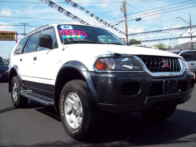 Mitsubishi Montero Sport 2001 photo 1